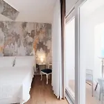 Guest house Luxury L'aurora 3*