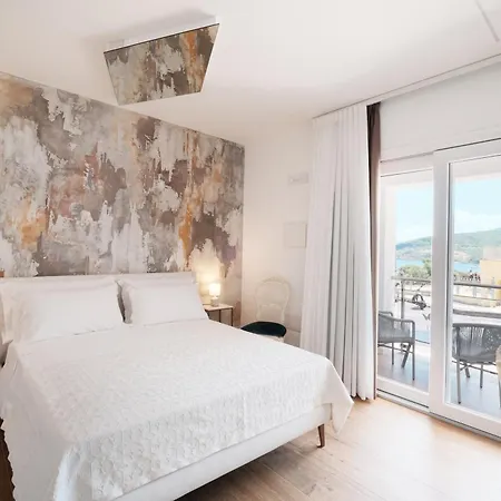 Luxury L'aurora קאסטלסארדו