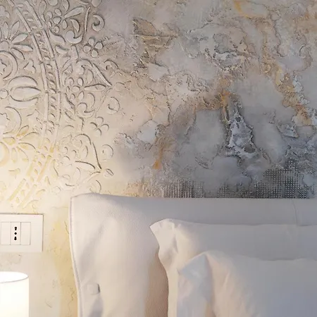 Luxury L'aurora בית הארחה קאסטלסארדו